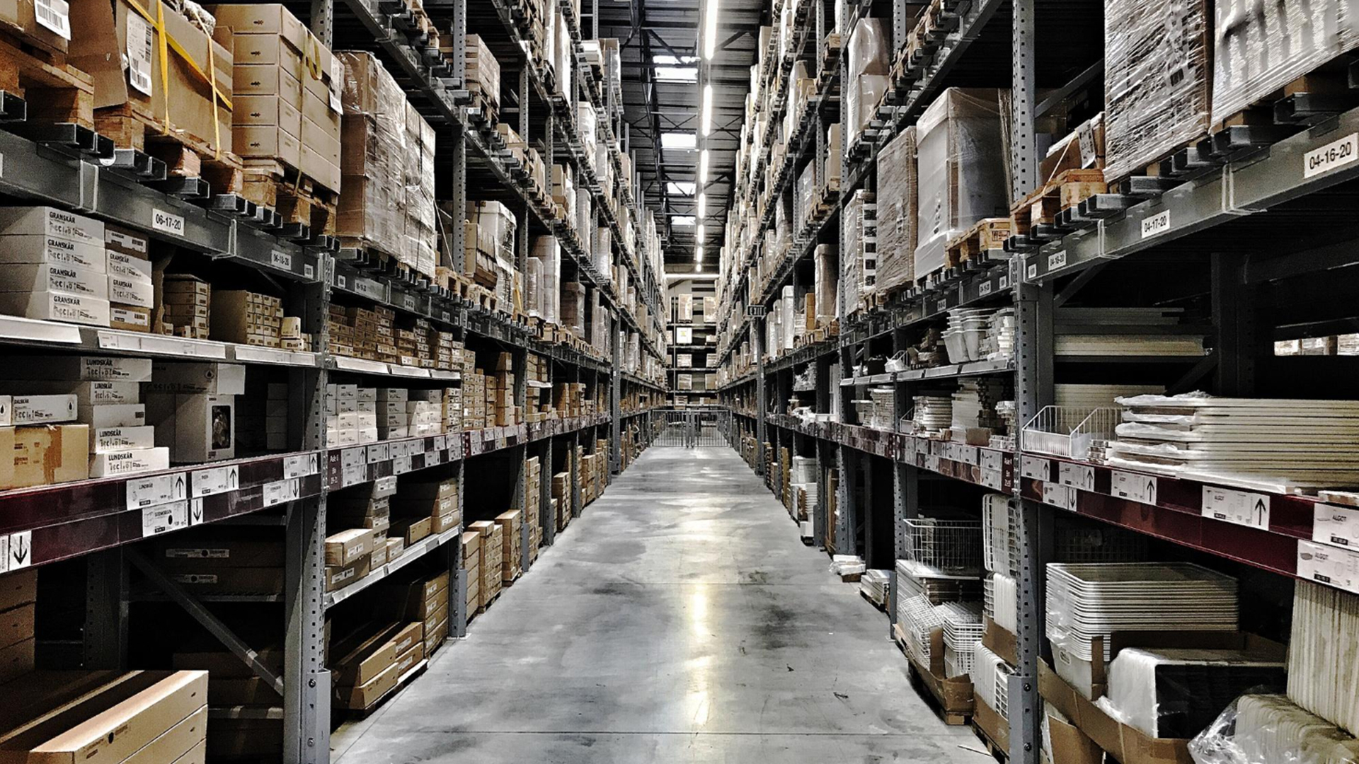 WAREHOUSE & LOGISTICS